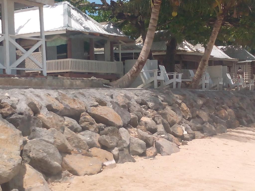 Manase Vacations Beach Fale酒店 外观 照片