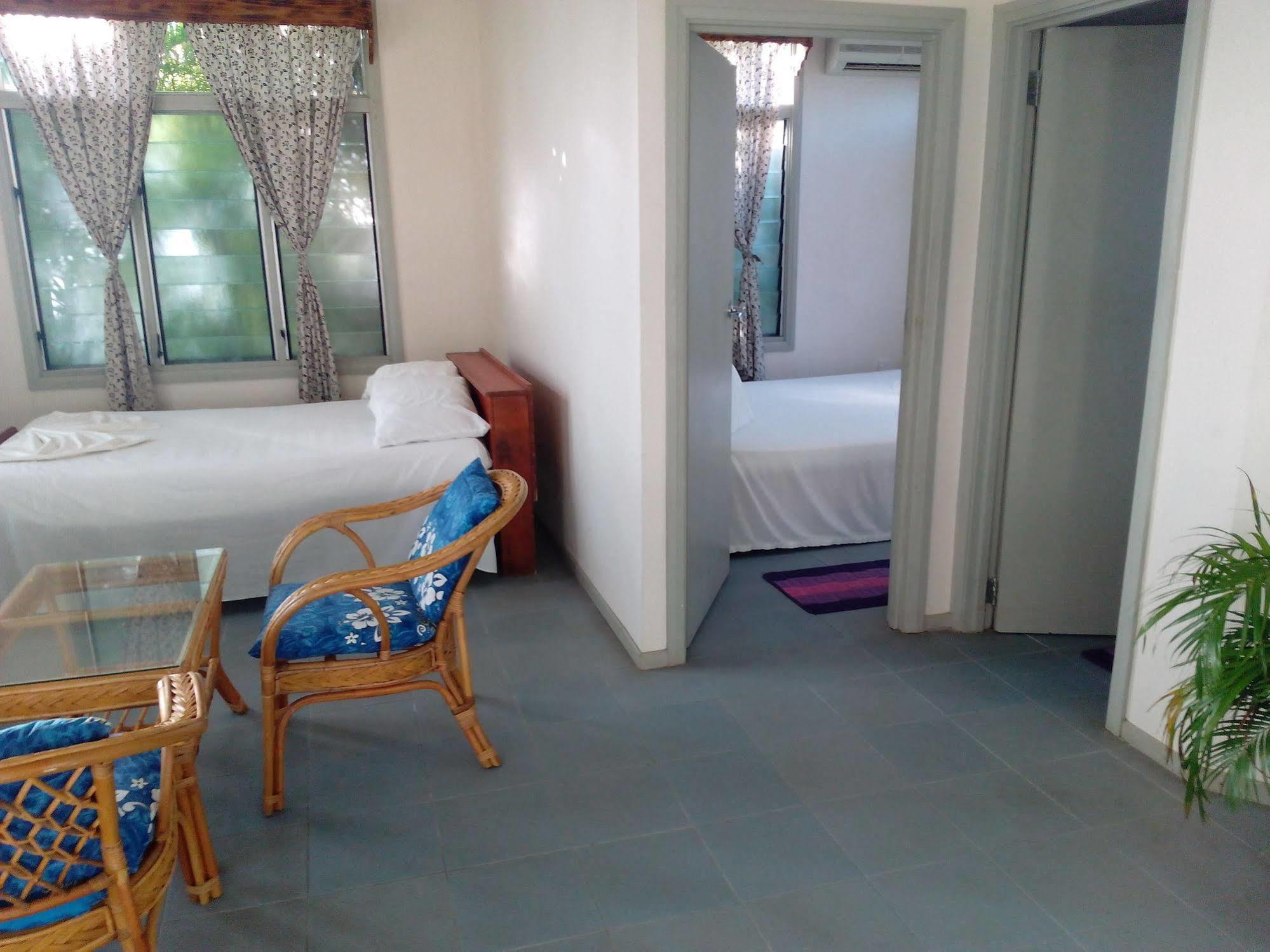 Manase Vacations Beach Fale酒店 外观 照片