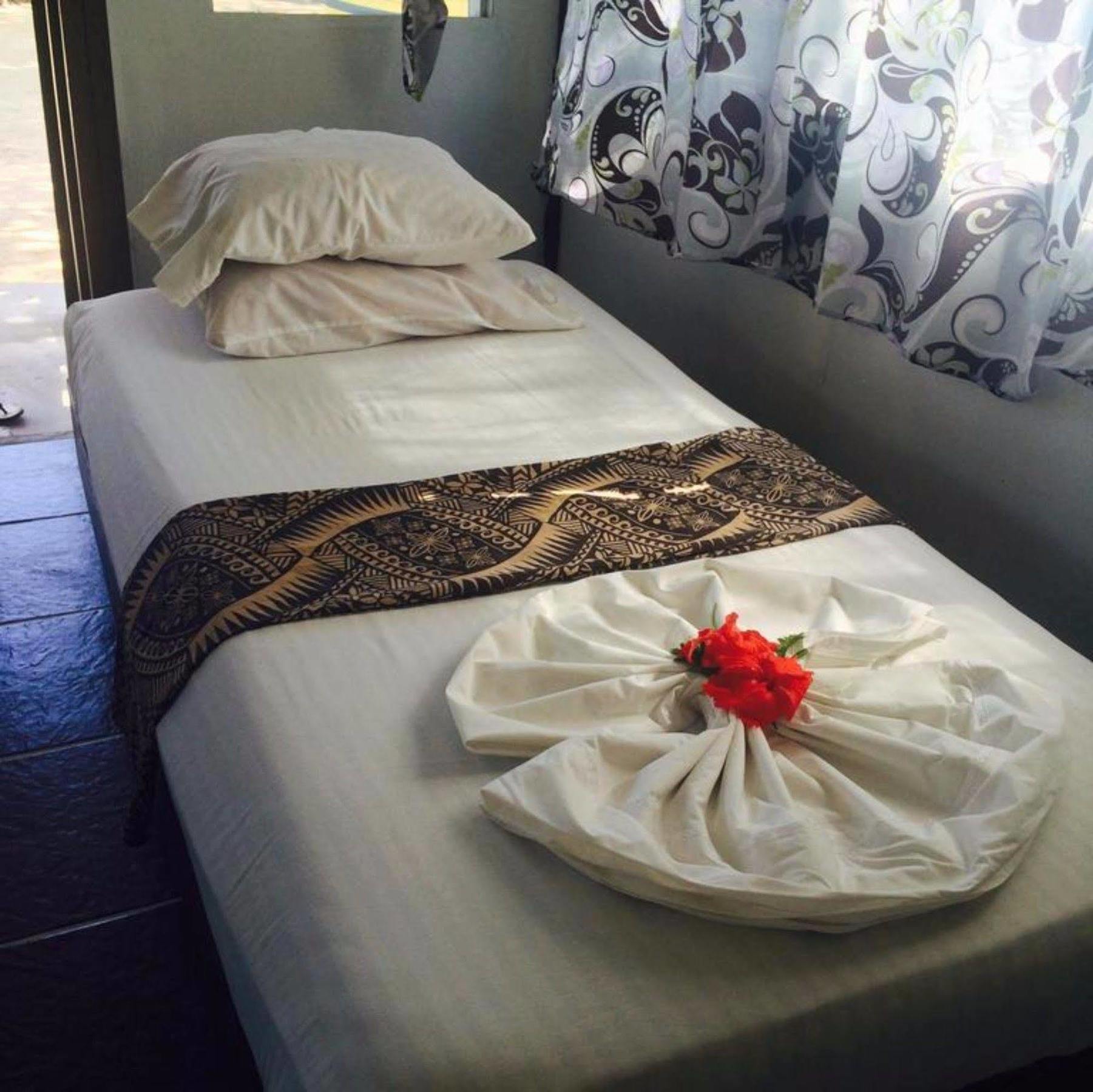 Manase Vacations Beach Fale酒店 外观 照片